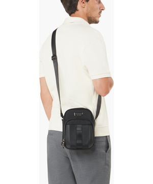 Urban-Eye Sacs port&eacute; crois&eacute; S 22 x 15 x 8 cm | 0.3 kg